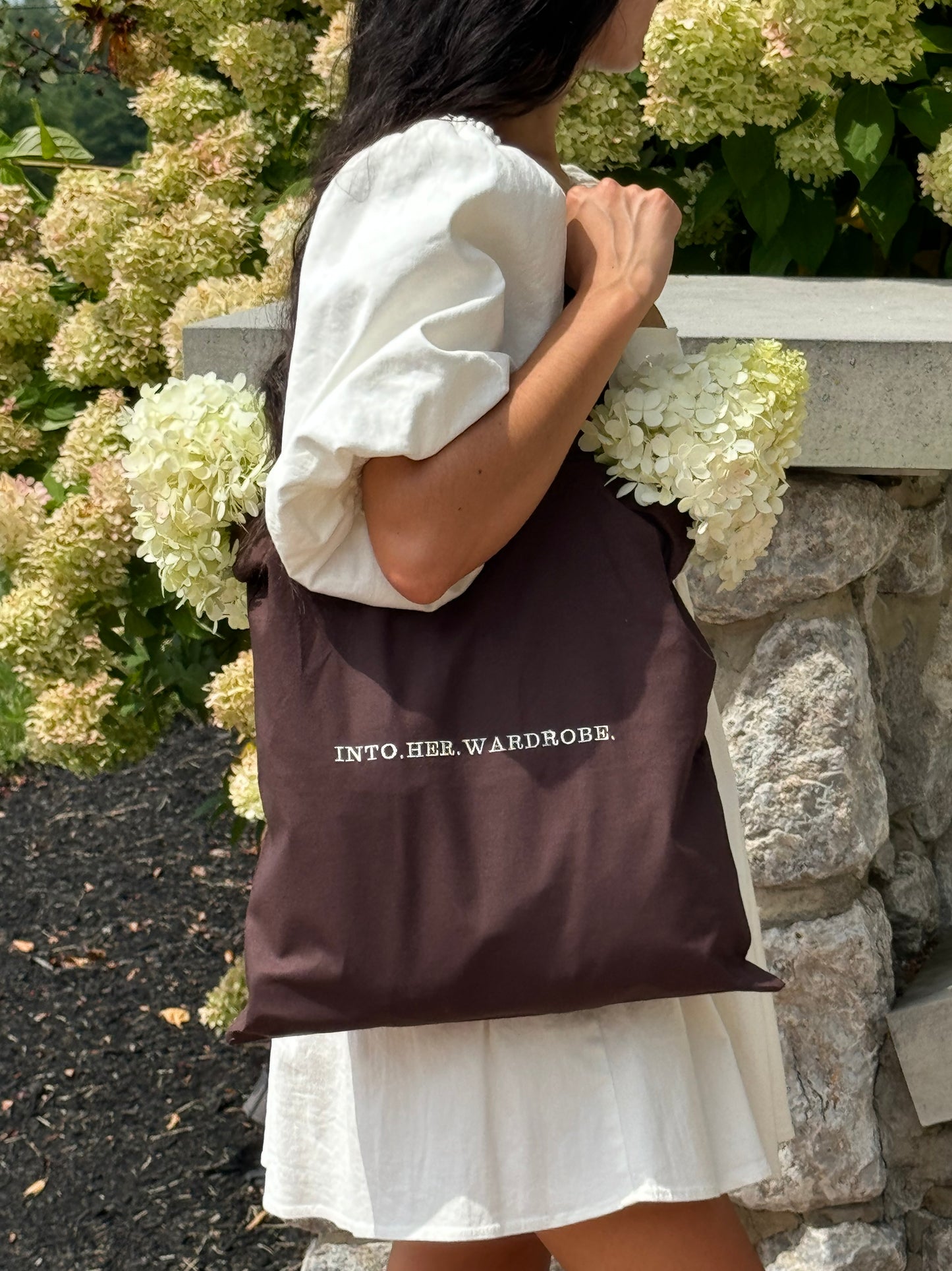 Into.Her.Wardrobe. Tote (Brown)