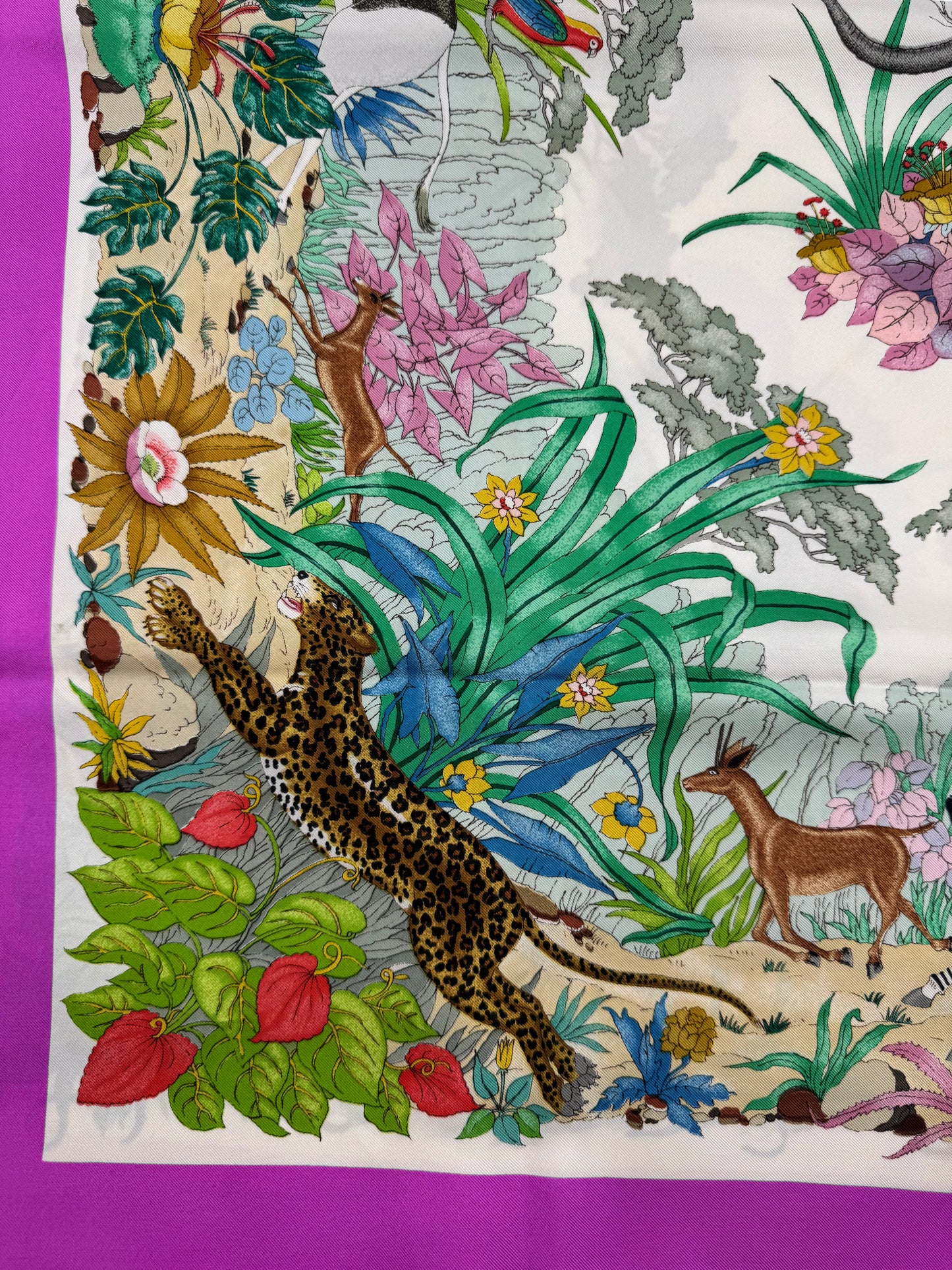 Vintage Gucci Silk Scarf- Pink