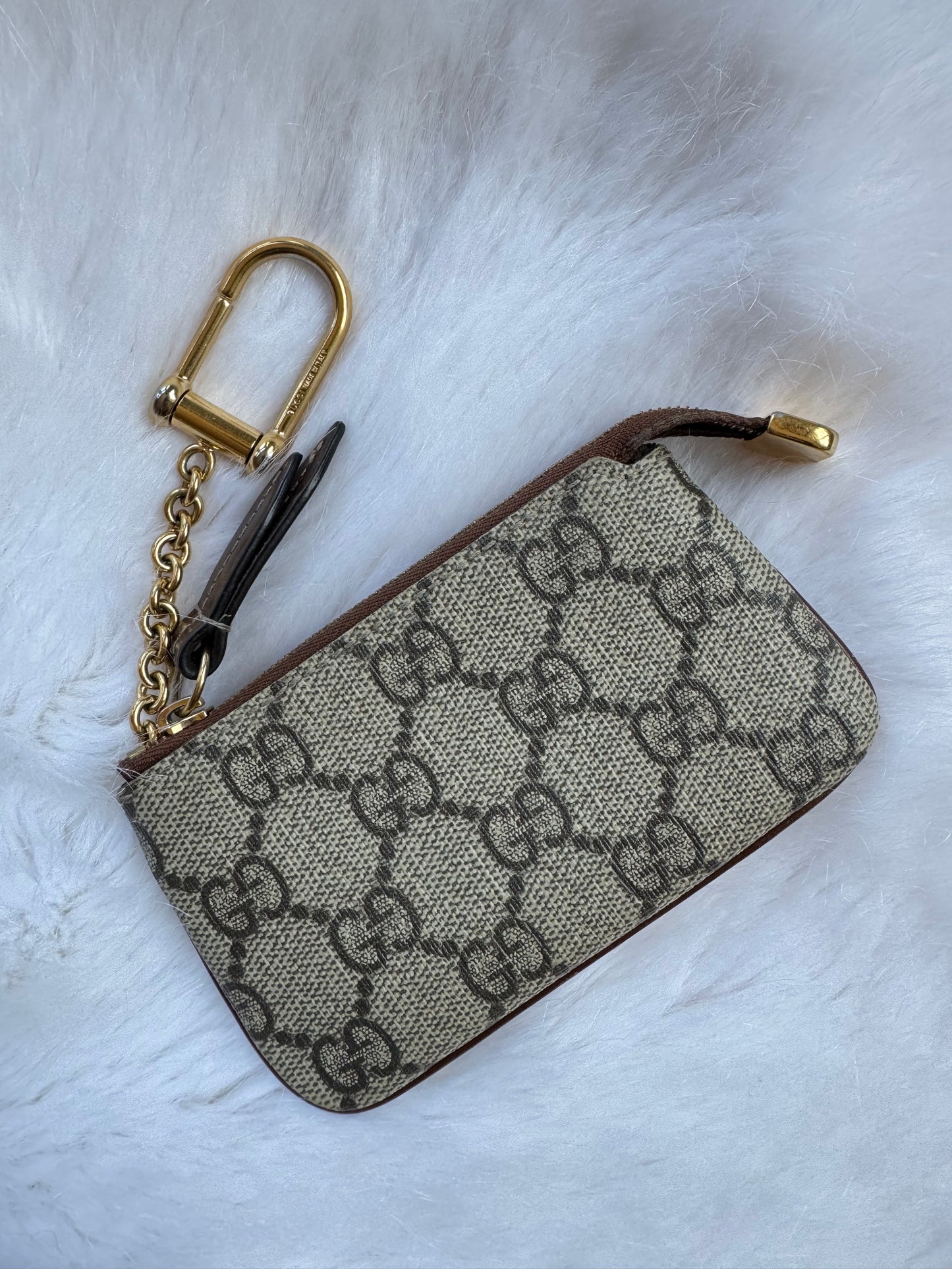 Gucci Supreme Monogram Key Pouch