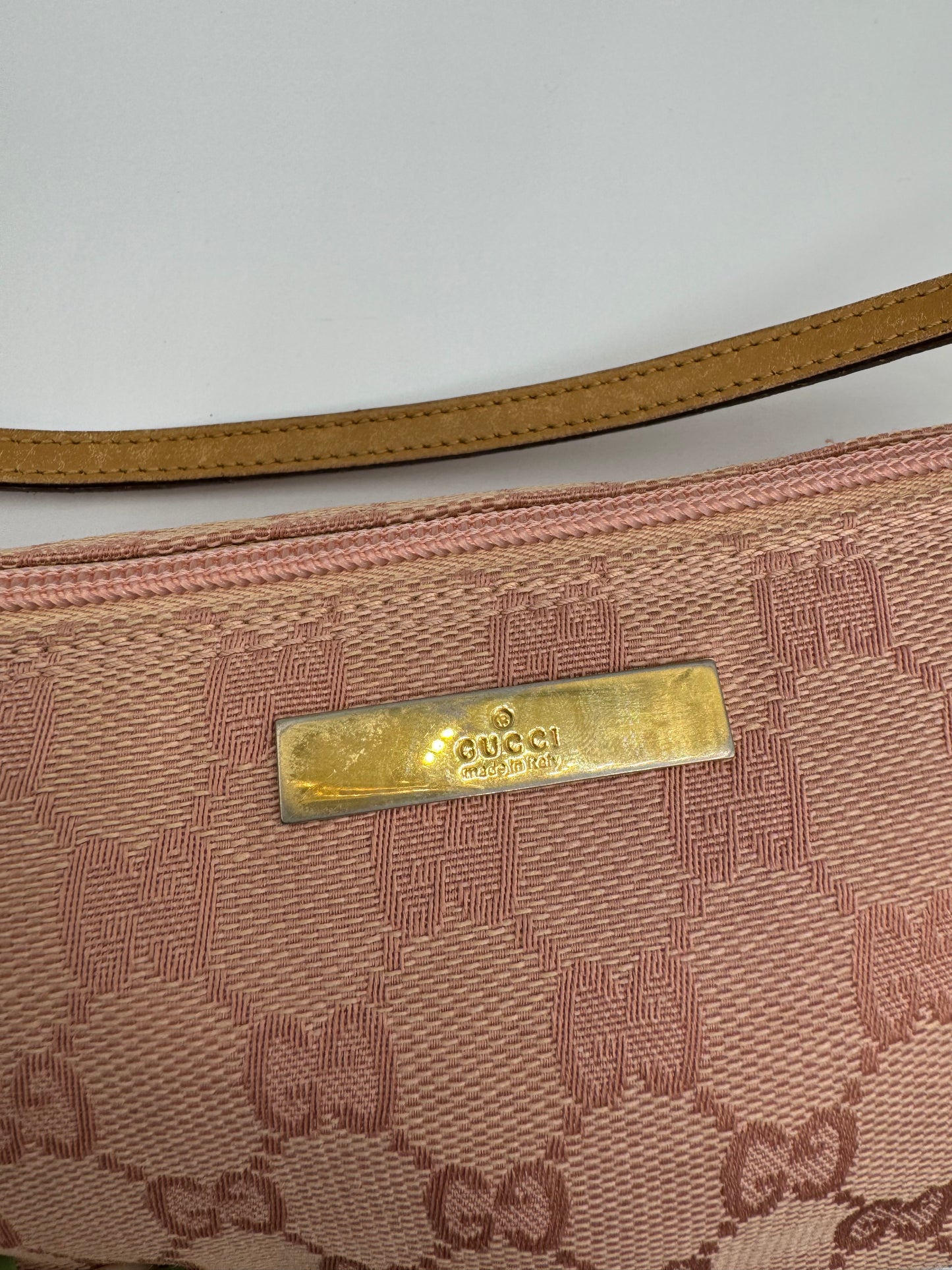Vintage Gucci Pink  Boat Pouchette