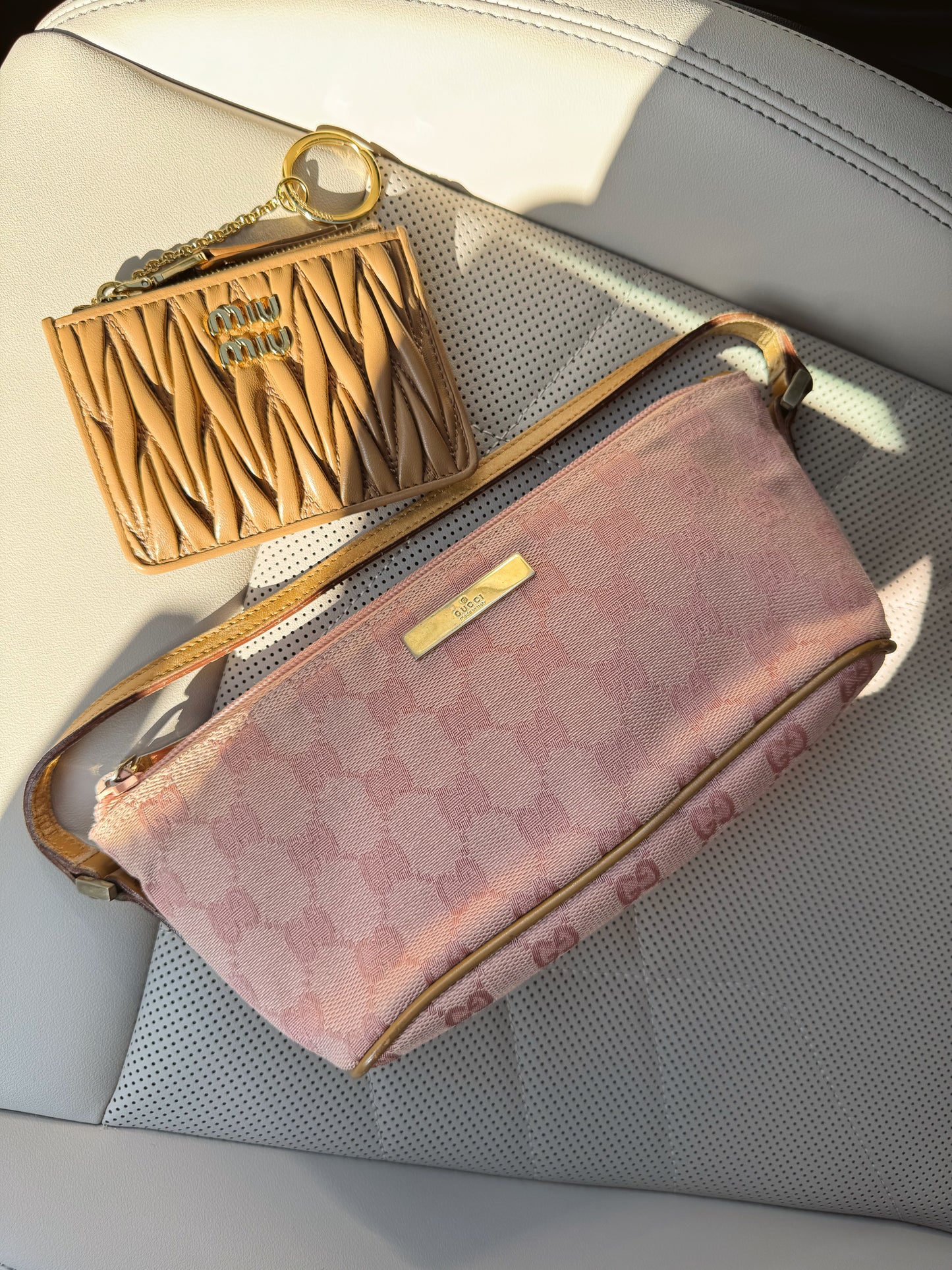 Vintage Gucci Pink  Boat Pouchette