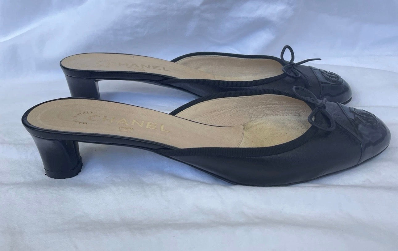 Vintage Chanel Black Kitten Heel Mules