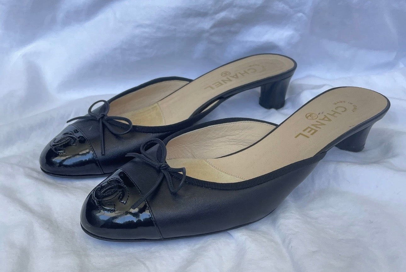 Vintage Chanel Black Kitten Heel Mules