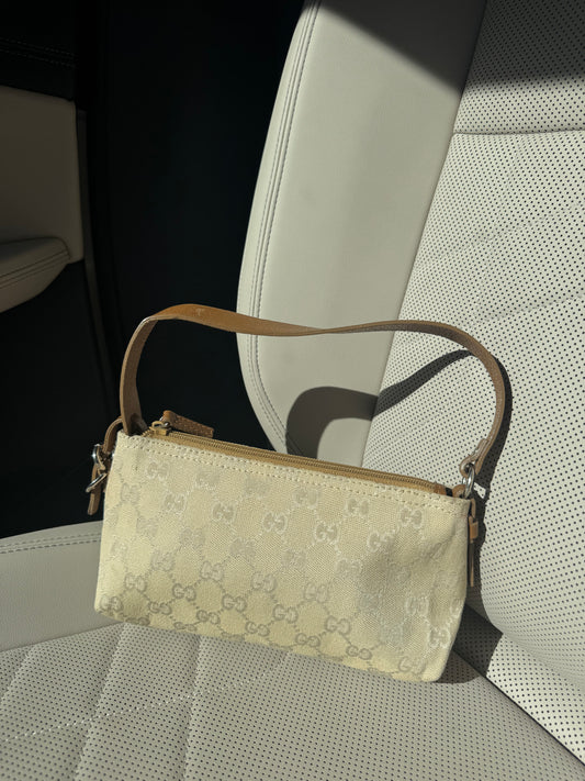 Vintage Gucci Cream Pouchette Bag