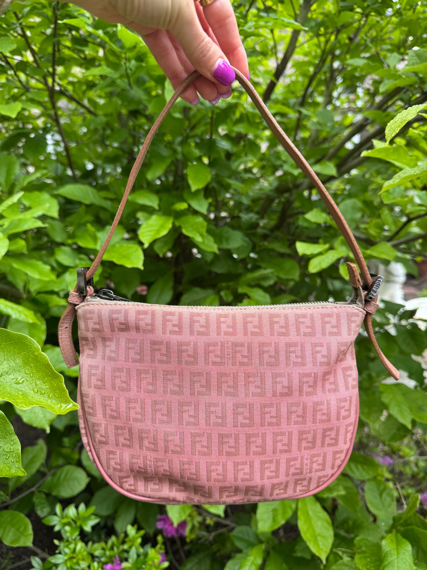 Vintage Fendi Pink Pouchette Bag