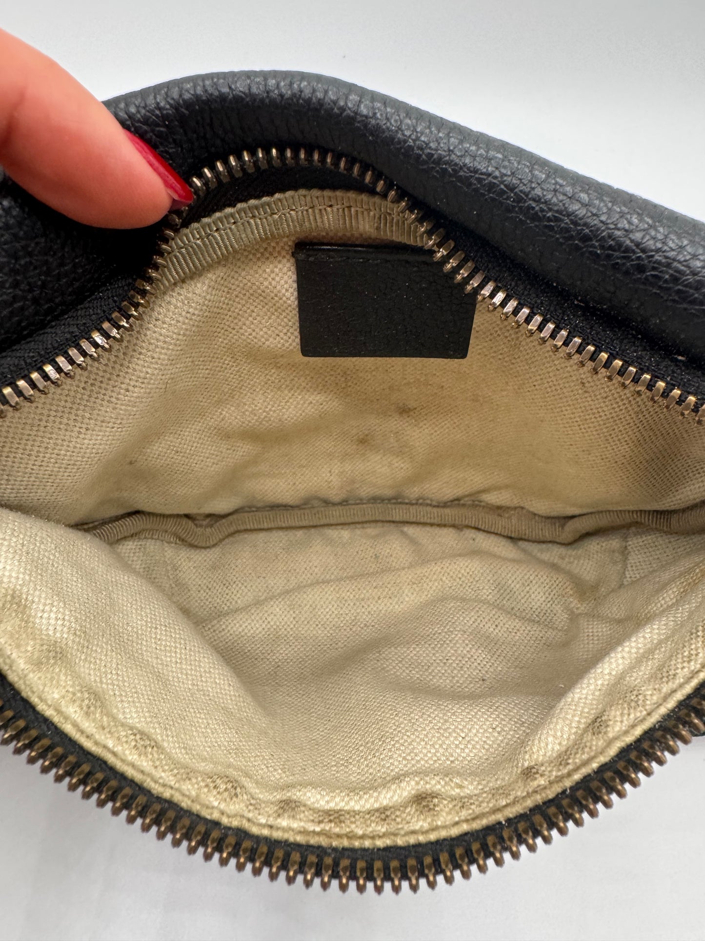 Gucci GG Logo Belt Bag