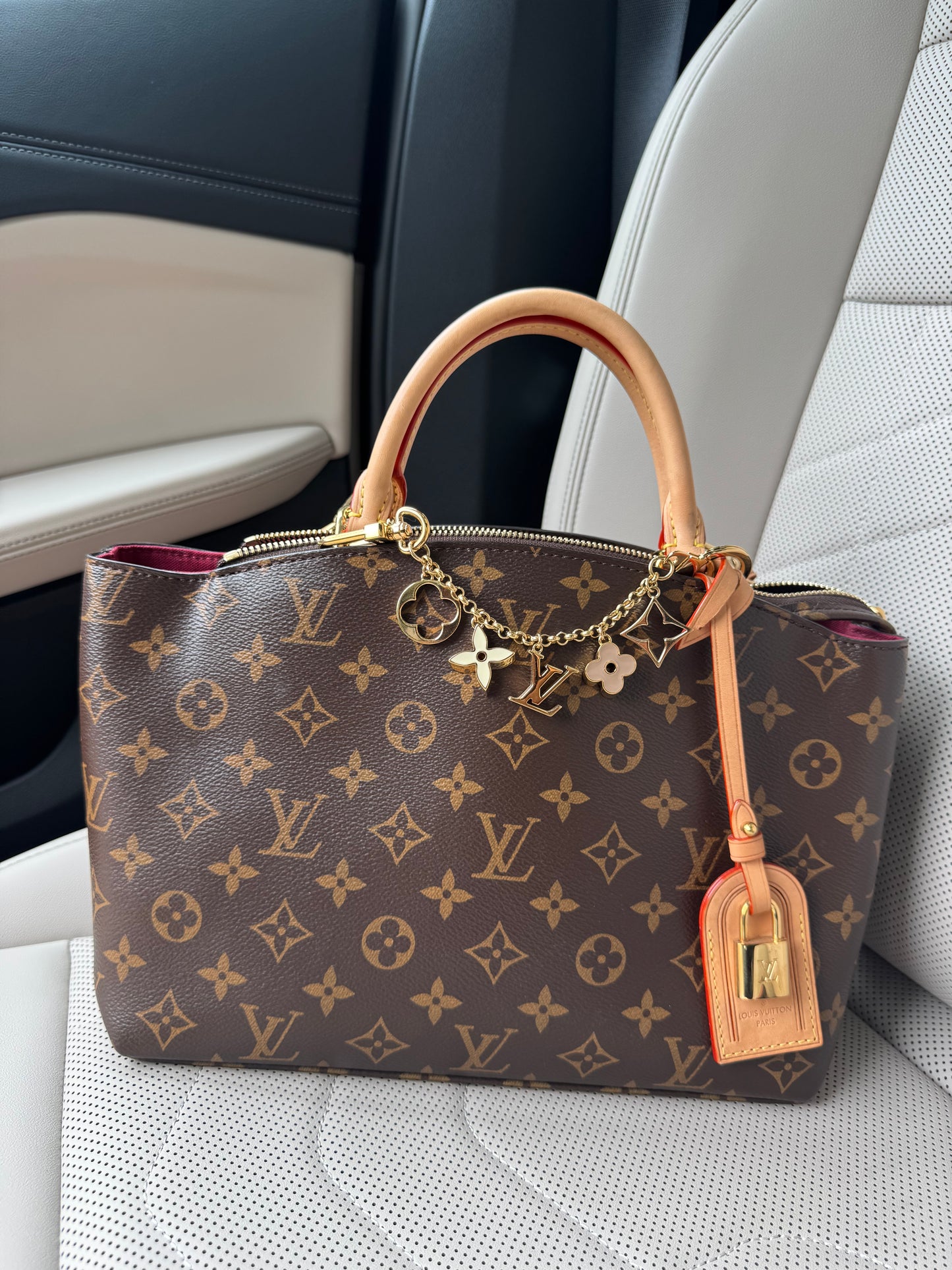 LV Monogram Petite Palais PM Bag