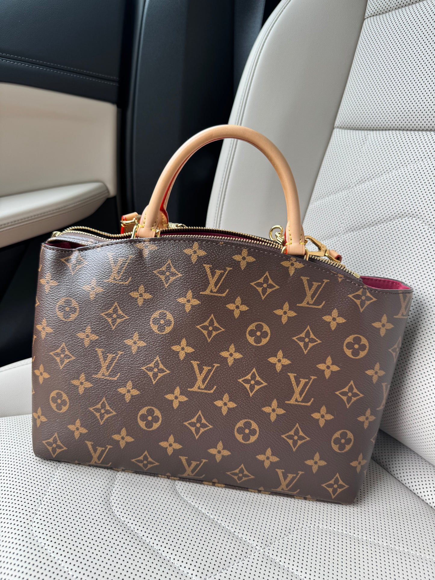 LV Monogram Petite Palais PM Bag