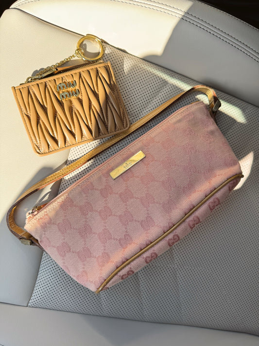 Vintage Gucci Pink  Boat Pouchette